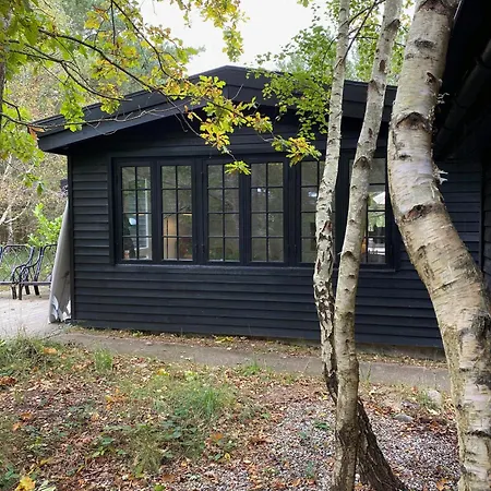 Nature-inspired Summer House Close To The